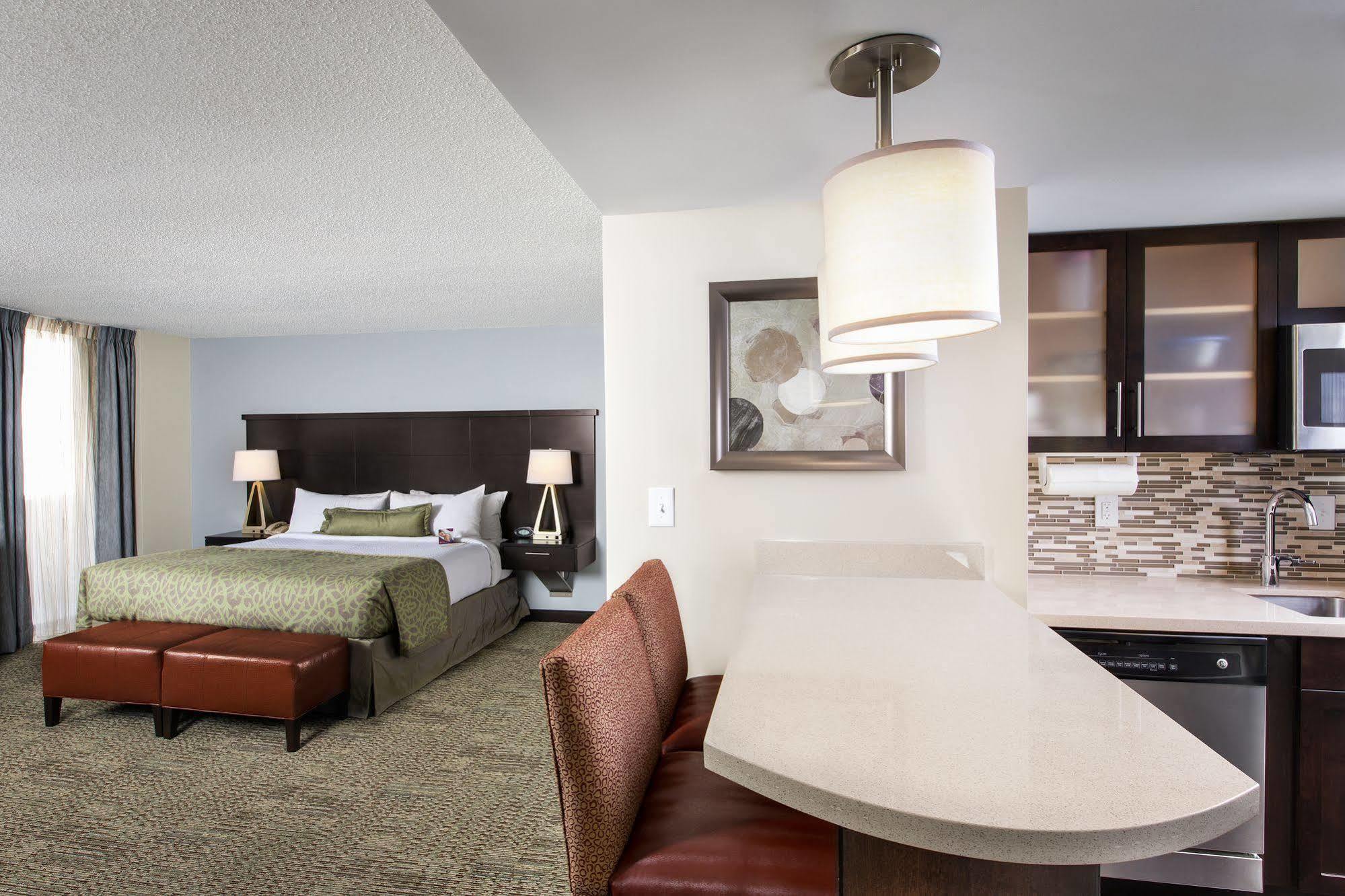 Staybridge - Midtown By Ihg Hotel